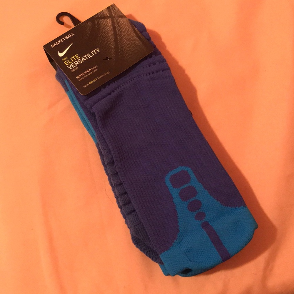 NIKE ELITE VERSATILITY BASKETBALL SOCKS